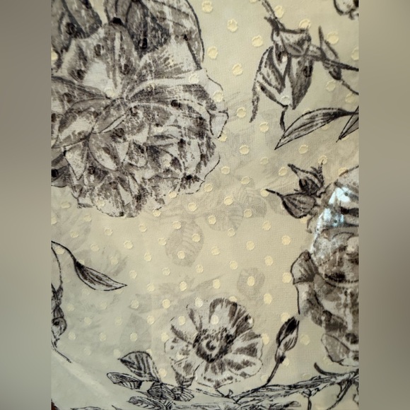 Maurices Ivory  Floral Kimono - Picture 4 of 9